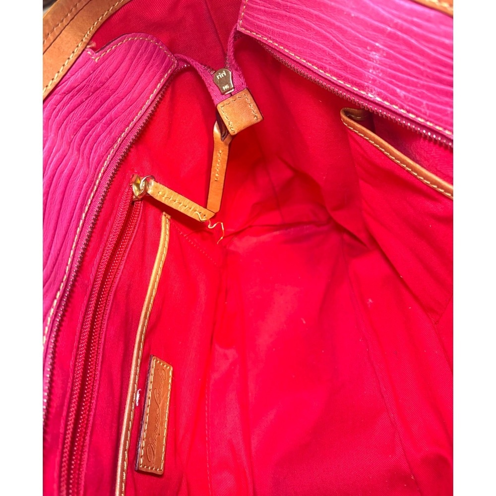 Dooney & Bourke Pink Wave Ripple Textured Leather Logo Lock Shopper Tote Bag - Picture 10 of 11